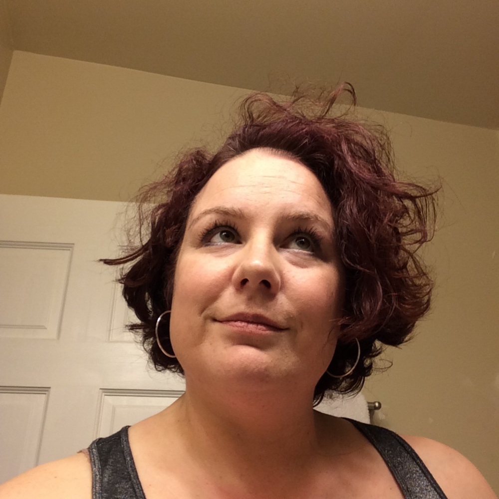 Meet your Posher, Cynthia